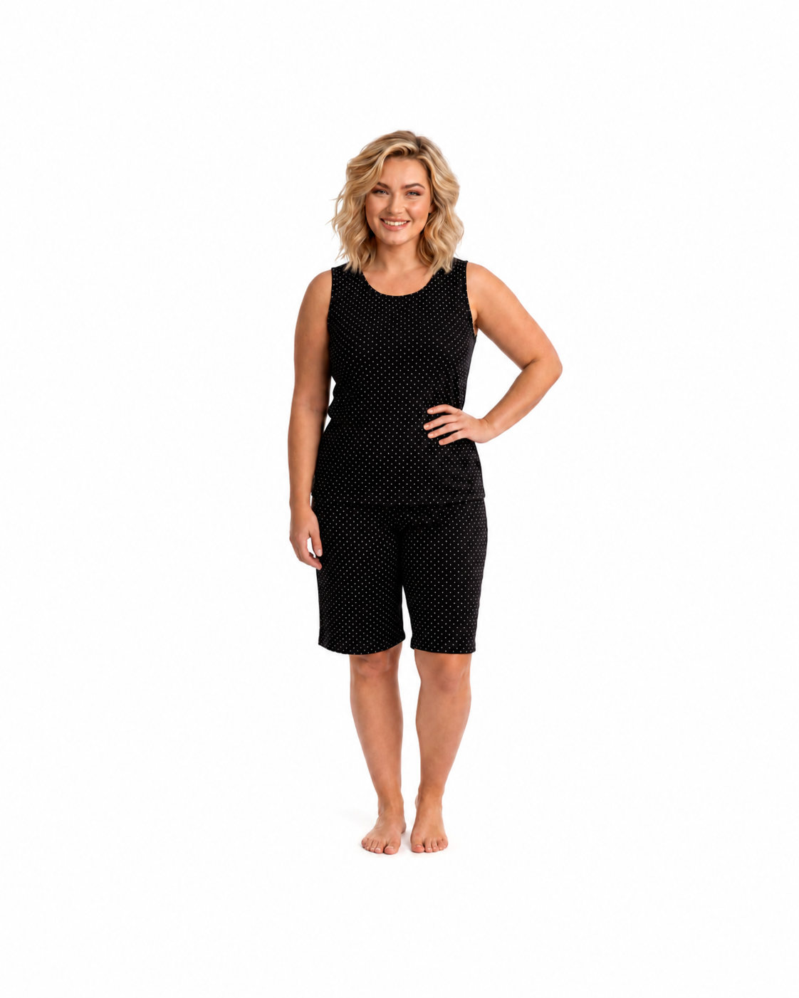 Pijama feminino preto de bolinhas, regata e bermuda